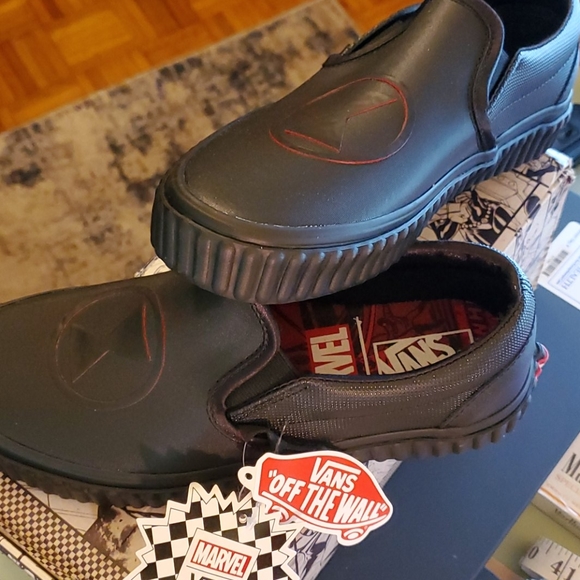 BNIB Black Marvel Vans